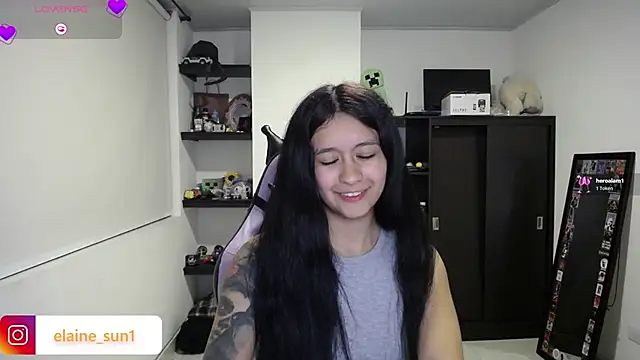 Snapshot of elaine_sun1 chatting on 05/15/26, 11:56 elaine sun1 online show from 05/15/26, 11:56