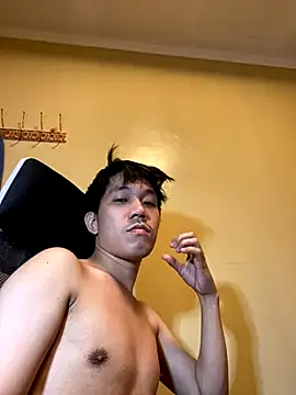 Snapshot of asian_guy_69 chatting on 11/18/25, 02:54 asian guy 69 online show from 11/18/25, 02:54