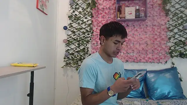 FUNNY AND HORNEY online show from 09/30/25, 03:11