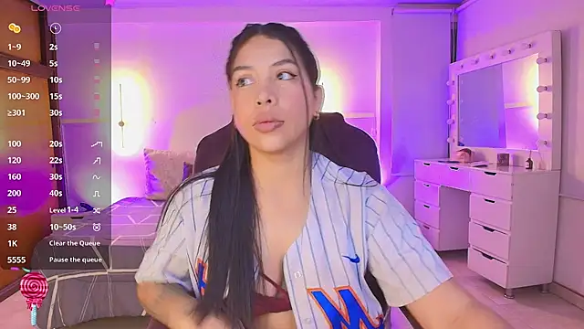 kloe28 online show from 03/31/26, 03:41