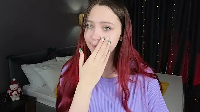 Monica  Queen online show from 12/14/25, 05:35