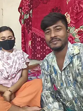 Snapshot of Love_Queen11 chatting on 11/14/25, 03:22 Love Queen11 online show from 11/14/25, 03:22