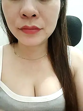 Girl Shy2000 online show from 10/15/25, 12:16