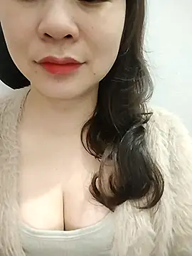 Girl Shy2000 online show from 02/06/26, 12:37