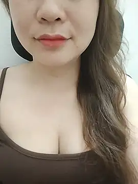 Girl Shy2000 online show from 05/15/26, 10:17