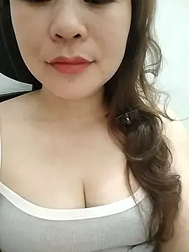 Girl Shy2000 online show from 05/27/26, 12:57