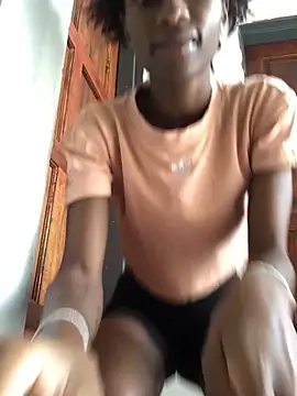 Caramel102004 online show from 04/09/26, 10:09