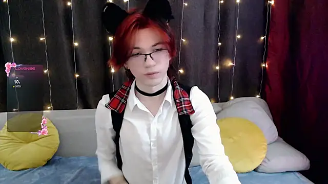 Snapshot of evan_reinhart chatting on 11/25/25, 01:11 evan reinhart online show from 11/25/25, 01:11