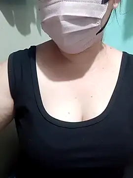 Kimkhaepretty online show from 09/30/25, 12:43