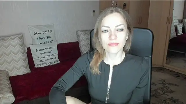 Tiffany Bates online show from 03/07/26, 03:25