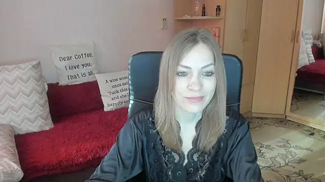 Tiffany Bates online show from 03/16/26, 05:44