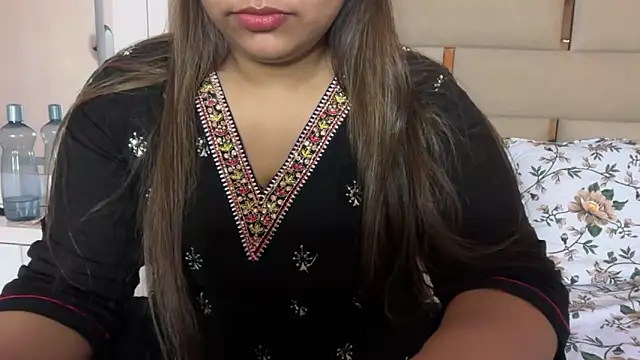 Miss Rose   online show from 06/22/26, 06:27