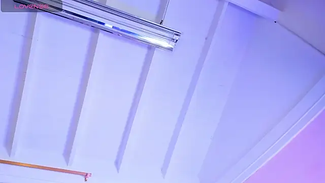 melevansxs online show from 02/06/26, 05:56