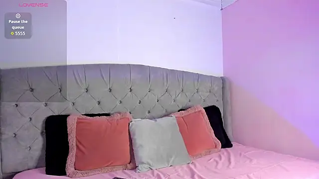 melevansxs online show from 02/10/26, 04:27