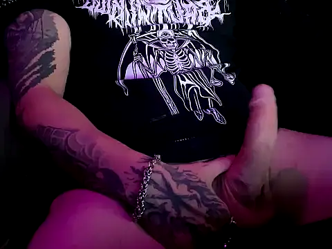 Snapshot of Sinner___ chatting on 09/30/25, 10:59 Sinner online show from 09/30/25, 10:59