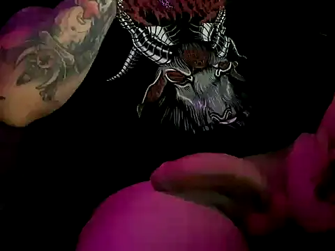 Snapshot of Sinner___ chatting on 10/28/25, 11:18 Sinner online show from 10/28/25, 11:18