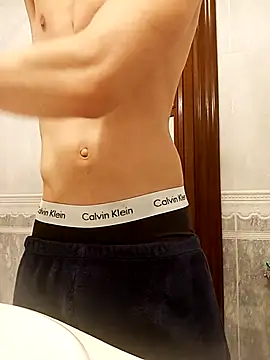 ruiiizz online show from 03/18/26, 03:26