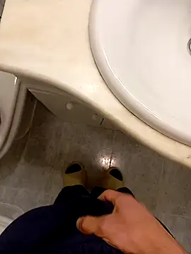 ruiiizz online show from 03/29/26, 03:45