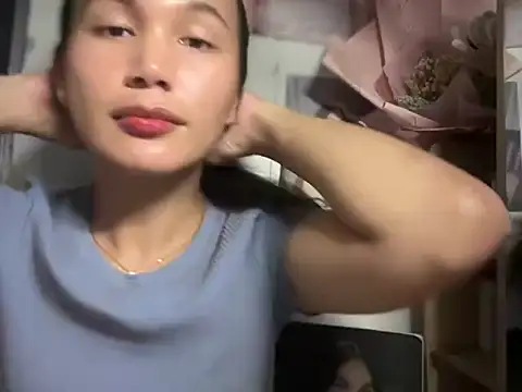 Snapshot of FelicityLincoln chatting on 05/16/26, 02:49 FelicityLincoln online show from 05/16/26, 02:49