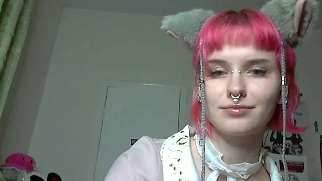 Snapshot of Paradoxy_ chatting on 02/19/26, 08:27 Paradoxy online show from 02/19/26, 08:27