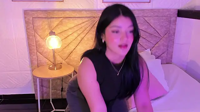 EmmaBlossom online show from 03/04/26, 01:50