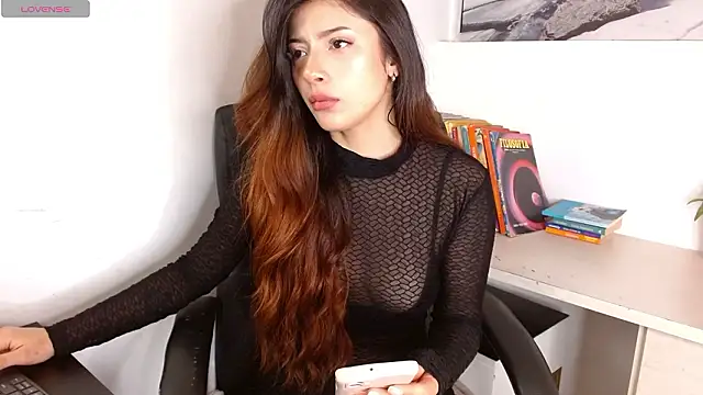 Adrianna5  online show from 03/24/26, 08:30