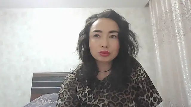 Cynariva online show from 11/16/25, 02:00