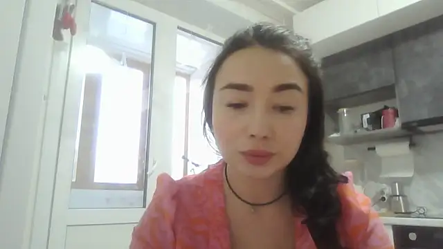 Cynariva online show from 11/18/25, 07:02