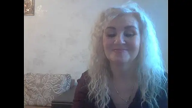 LadySexyBlond online show from 11/25/25, 02:50