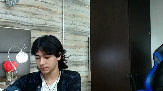 Lovers 21 online show from 04/01/26, 03:51