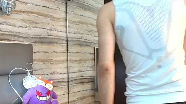 Lovers 21 online show from 04/18/26, 03:54