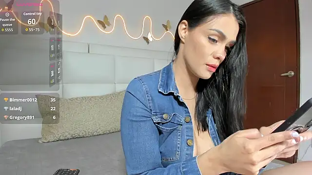 Antonella Maxwell online show from 01/15/26, 07:17