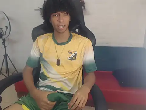 Snapshot of xion_ez chatting on 11/17/25, 07:30 xion ez online show from 11/17/25, 07:30