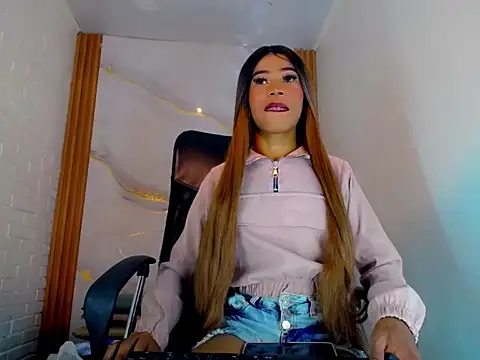 katherine x1 online show from 10/07/25, 02:09