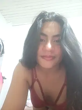 Snapshot of Maira_Diaz chatting on 09/30/25, 12:43 Maira Diaz online show from 09/30/25, 12:43