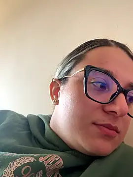 Snapshot of katiaa_lovv chatting on 01/08/26, 01:35 katiaa lovv online show from 01/08/26, 01:35