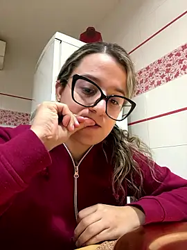 Snapshot of katiaa_lovv chatting on 01/15/26, 06:22 katiaa lovv online show from 01/15/26, 06:22