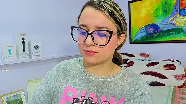 Snapshot of katiaa_lovv chatting on 02/24/26, 12:03 katiaa lovv online show from 02/24/26, 12:03