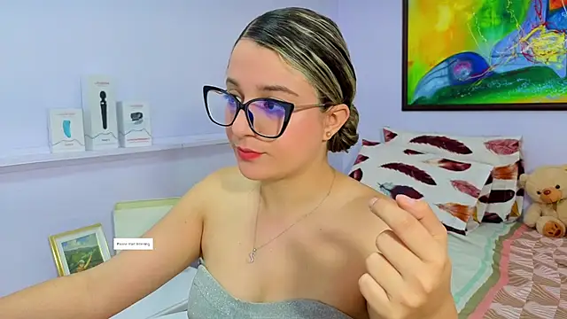 Snapshot of katiaa_lovv chatting on 03/02/26, 12:01 katiaa lovv online show from 03/02/26, 12:01