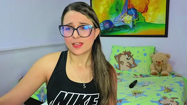 Snapshot of katiaa_lovv chatting on 04/06/26, 12:06 katiaa lovv online show from 04/06/26, 12:06