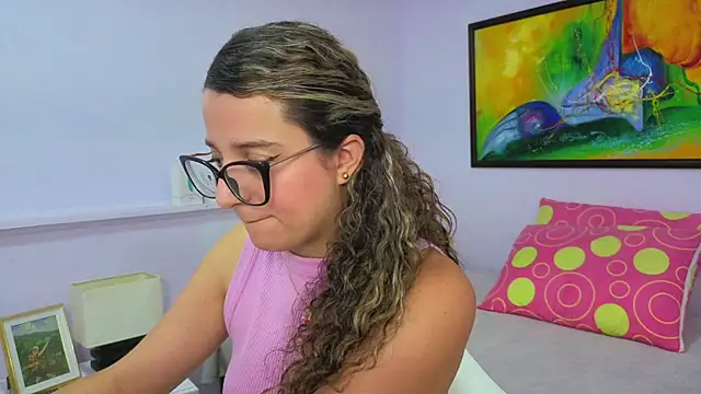 Snapshot of katiaa_lovv chatting on 04/16/26, 09:10 katiaa lovv online show from 04/16/26, 09:10