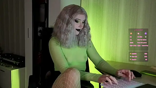 violet-siren-x online show from 11/05/25, 09:26