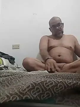 MEYBELLATINA online show from 01/12/26, 10:04