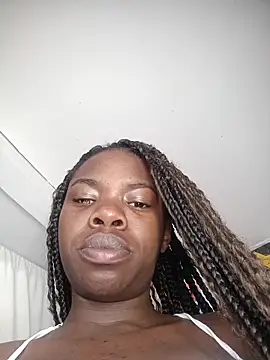 Nahomyyy online show from 11/23/25, 12:05