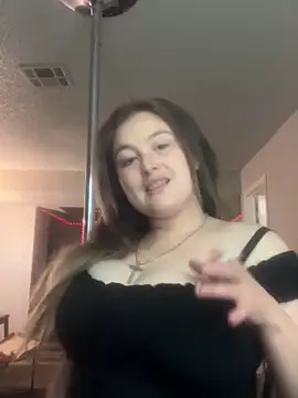 Snapshot of BuzzBunni69 chatting on 04/06/26, 02:42 BuzzBunni69 online show from 04/06/26, 02:42