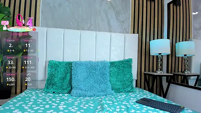 Snapshot of Nyra_18 chatting on 11/15/25, 05:31 Nyra 18 online show from 11/15/25, 05:31