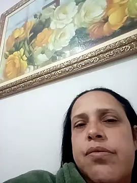 Snapshot of Crisribeiro chatting on 10/04/25, 12:52 Crisribeiro online show from 10/04/25, 12:52