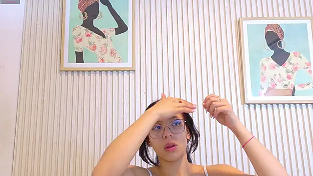 Abrilmirren online show from 04/14/26, 11:27