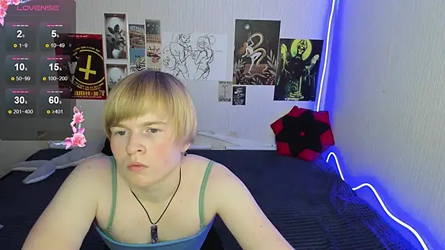 Cattie w  online show from 12/19/25, 01:12