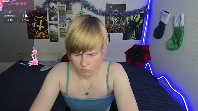 Cattie w  online show from 01/07/26, 01:08